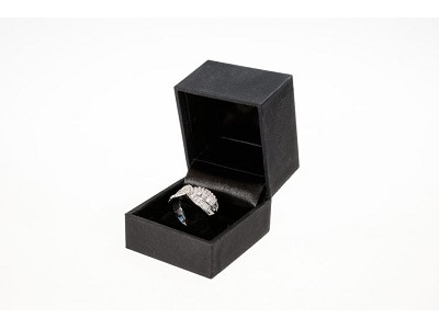 Alicante Snap-Tab Ring