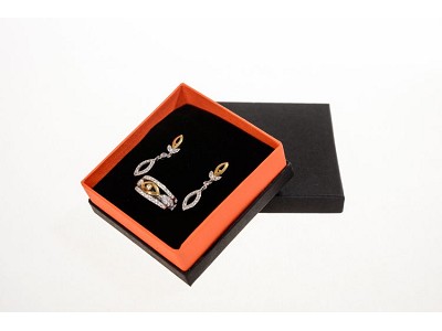 Sahara earrings and ring